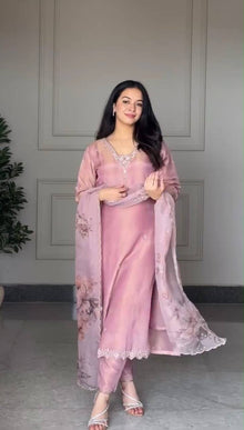 HOUSE OF ILAHI | THE NATURAL CREPE EDIT
