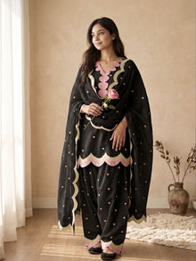 HOUSE OF ILAHI | THE FARSHI CHANDERI EDIT