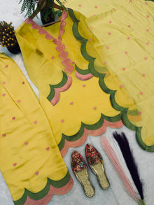 HOUSE OF ILAHI | THE FARSHI CHANDERI EDIT
