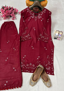 Designer Rayon Cotton Kurti Palazzo Set With Thread Embroidery (Free Size)