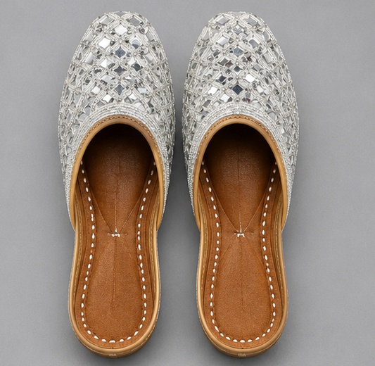House of Ilahi Hand-Embroidered Designer Jutti