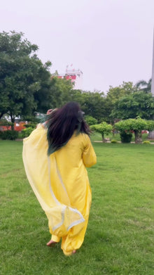HOUSE OF ILAHI | THE NATURAL CREPE BALLON SILK EDIT